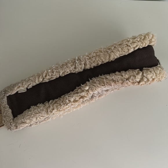 Toklat Contoured Synthetic Girth Size 50 - Picture 6 of 11